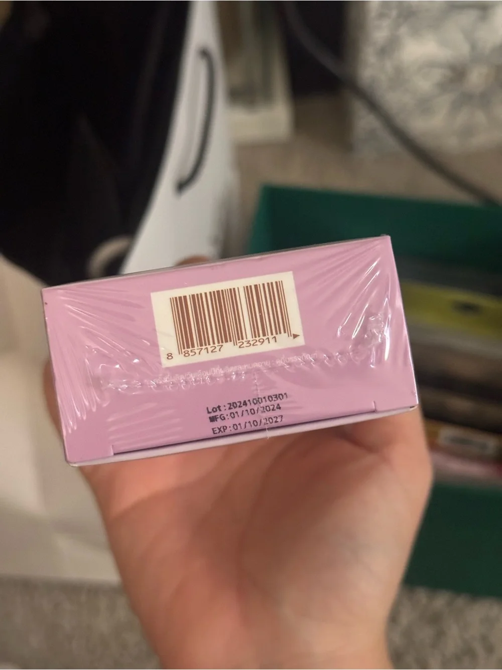 Jovina Hello Tone Up Sunscreen SPF 50+  (purple)
